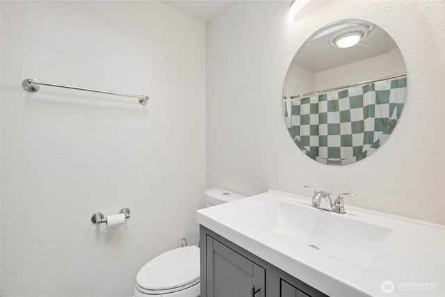 3933 Woodlawn Drive SE, Olympia, WA 98501