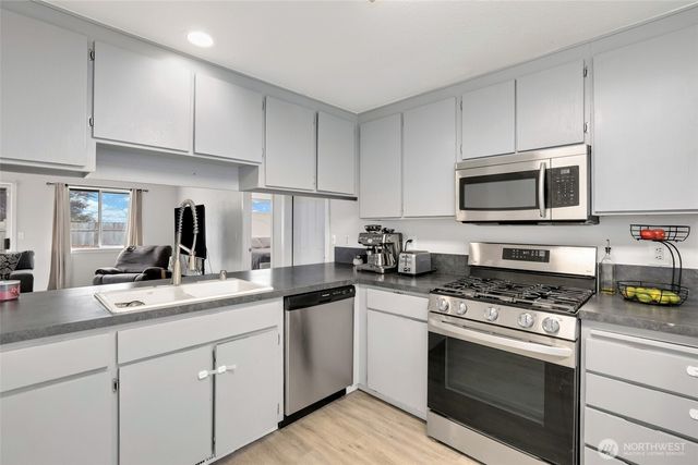 3933 Woodlawn Drive SE, Olympia, WA 98501