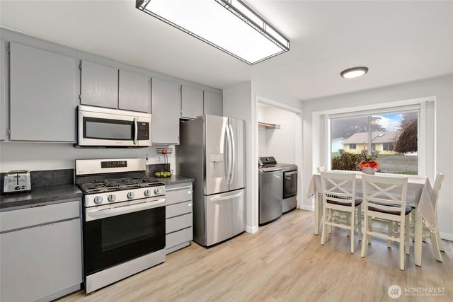 3933 Woodlawn Drive SE, Olympia, WA 98501