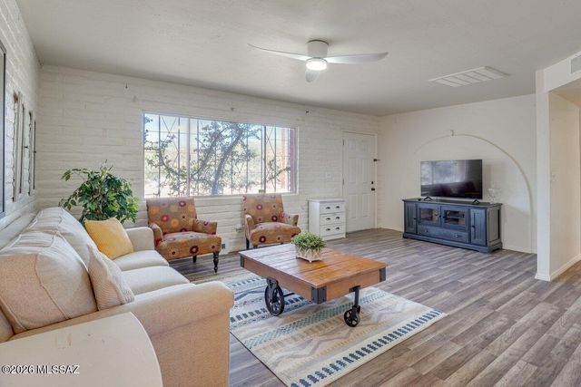 5301 S Hildreth Avenue, Tucson, AZ 85746