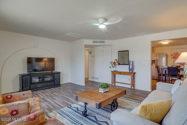 5301 S Hildreth Avenue, Tucson, AZ 85746