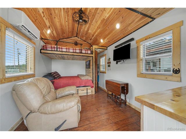 7800 Gregory Dr, Berthoud, CO 80513