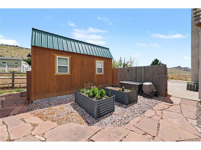 7800 Gregory Dr, Berthoud, CO 80513