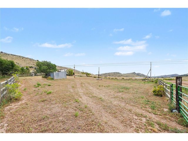 7800 Gregory Dr, Berthoud, CO 80513