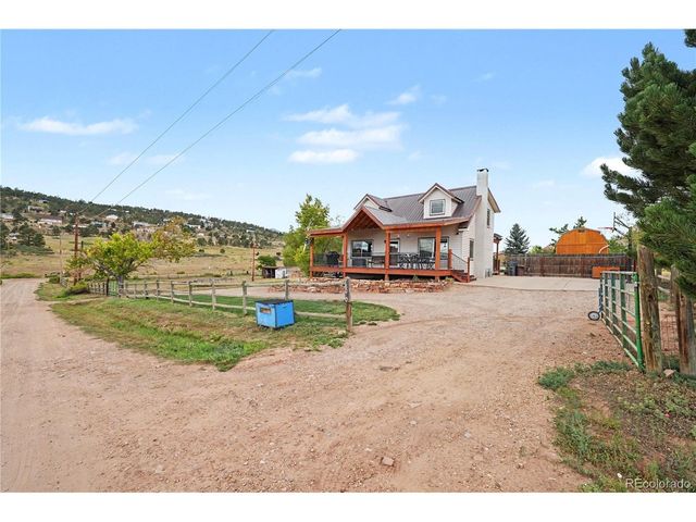 7800 Gregory Dr, Berthoud, CO 80513