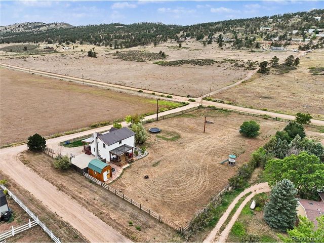 7800 Gregory Dr, Berthoud, CO 80513