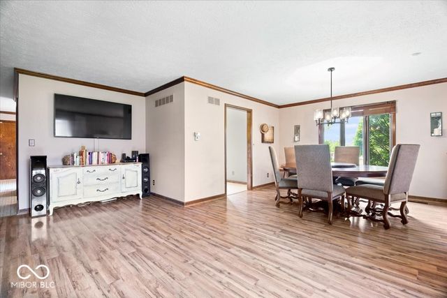 7018 Creekwood Estates, Brownsburg, IN 46112