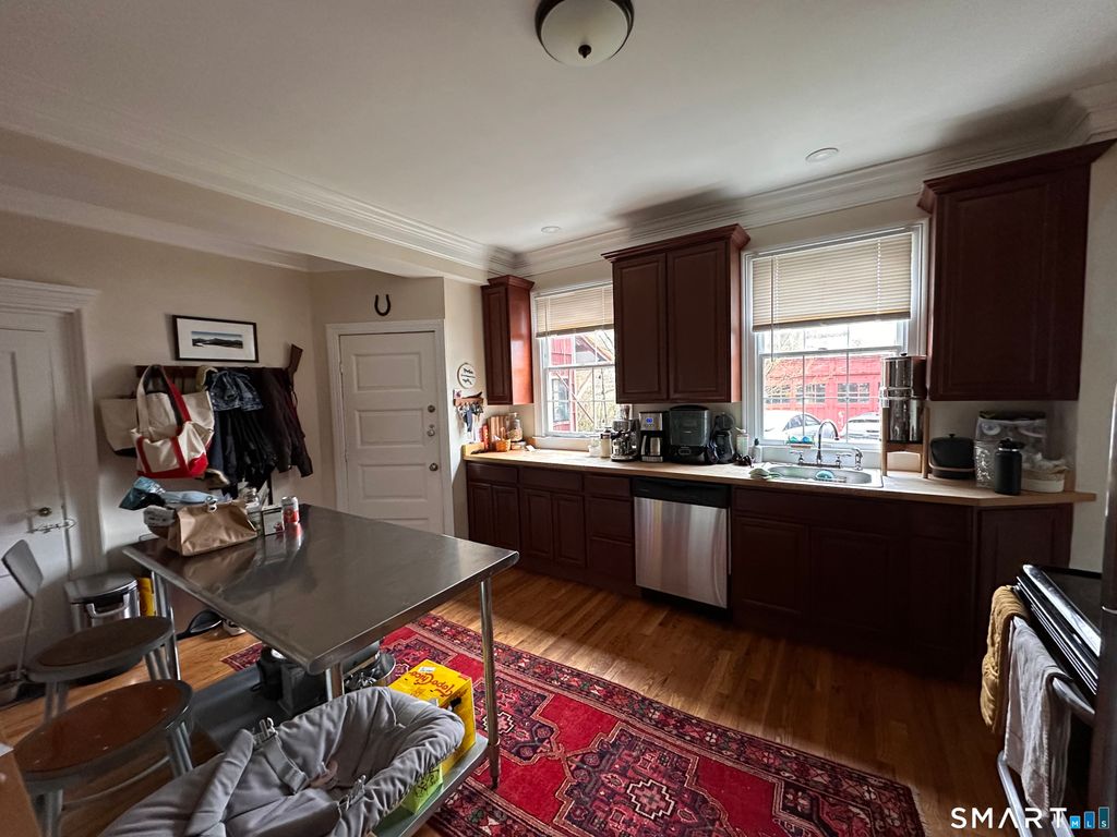 84 Clark Street 1, New Haven, CT 06511