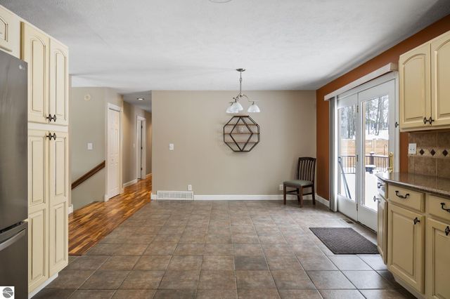 3303 Columbine Court, Traverse City, MI 49686