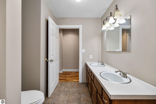 3303 Columbine Court, Traverse City, MI 49686