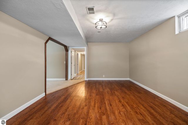 3303 Columbine Court, Traverse City, MI 49686