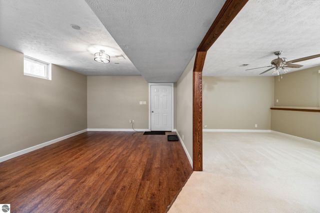 3303 Columbine Court, Traverse City, MI 49686