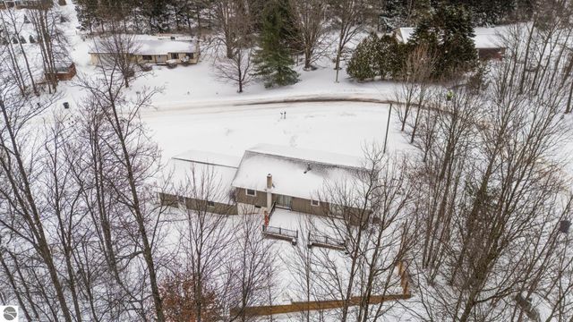 3303 Columbine Court, Traverse City, MI 49686