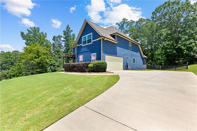 32 Riverbirch Way, Sharpsburg, GA 30277