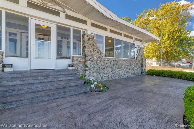 4488 Gratiot Avenue, Port Huron, MI 48060