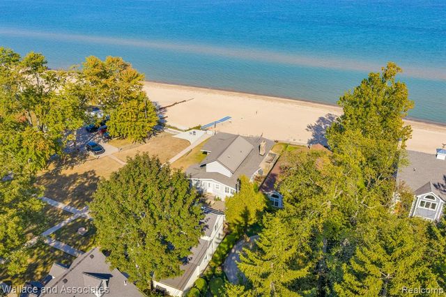 4488 Gratiot Avenue, Port Huron, MI 48060