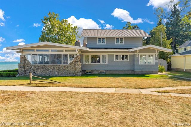 4488 Gratiot Avenue, Port Huron, MI 48060