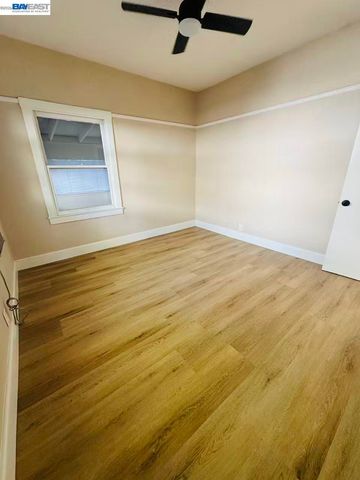 1034 x st, Sacramento, CA 95818
