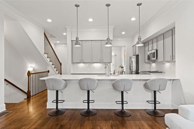 821 Virginia Park NE Circle, Atlanta, GA 30306