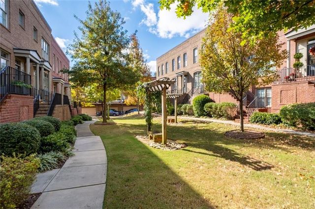 821 Virginia Park NE Circle, Atlanta, GA 30306