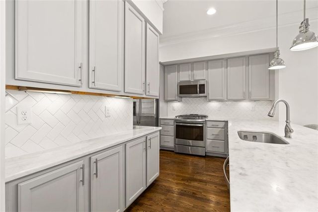 821 Virginia Park NE Circle, Atlanta, GA 30306