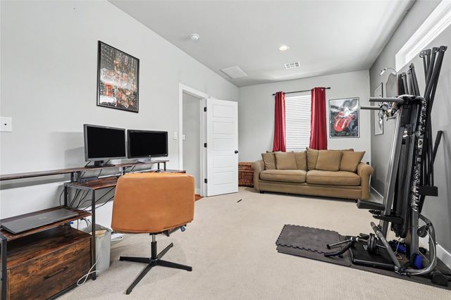 555 River Bluff CIR, Georgetown, TX 78626