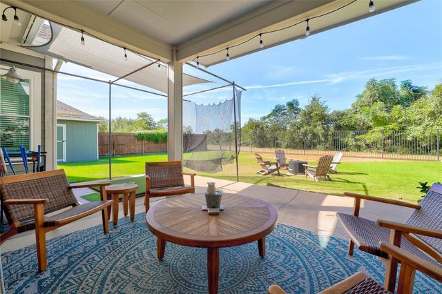 555 River Bluff CIR, Georgetown, TX 78626