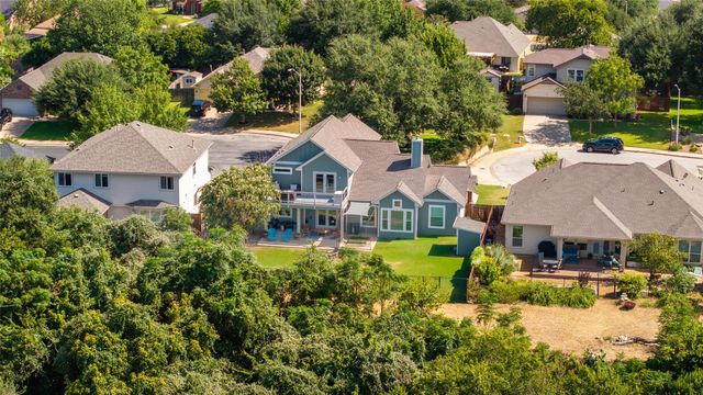 555 River Bluff CIR, Georgetown, TX 78626