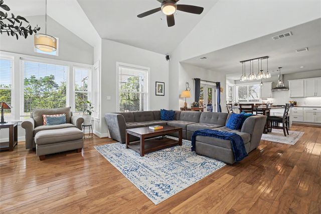 555 River Bluff CIR, Georgetown, TX 78626
