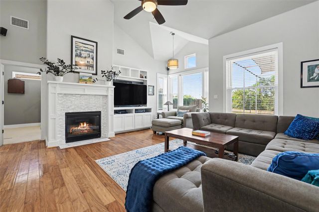 555 River Bluff CIR, Georgetown, TX 78626