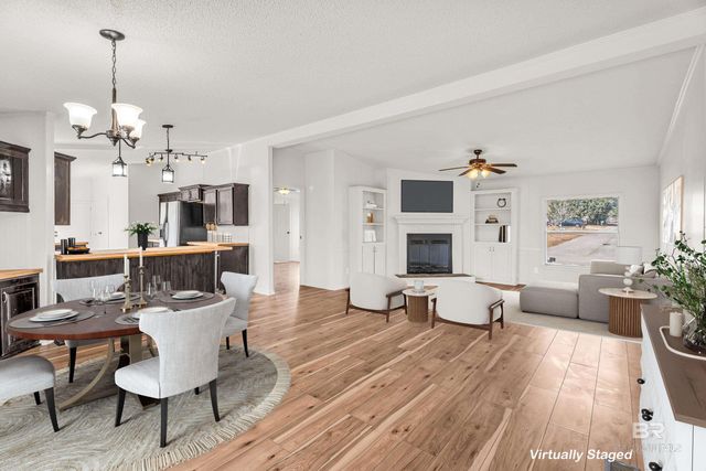 102 S Wren Lane, Robertsdale, AL 36567