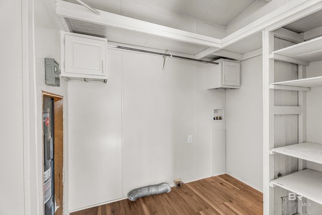 102 S Wren Lane, Robertsdale, AL 36567