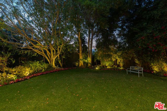 160 Bronwood Avenue, Los Angeles, CA 90049