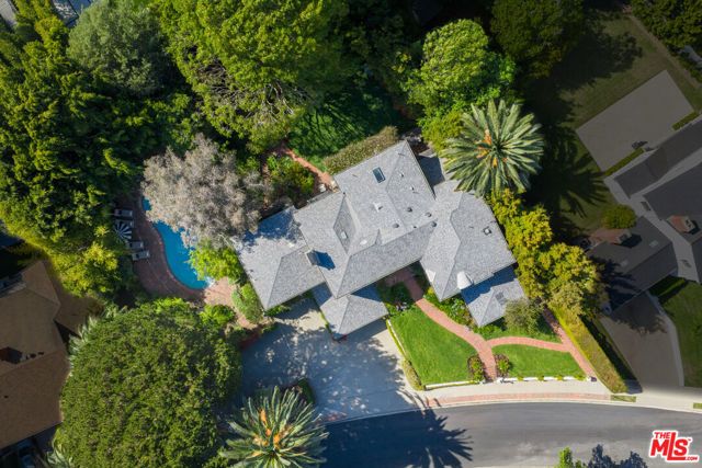 160 Bronwood Avenue, Los Angeles, CA 90049