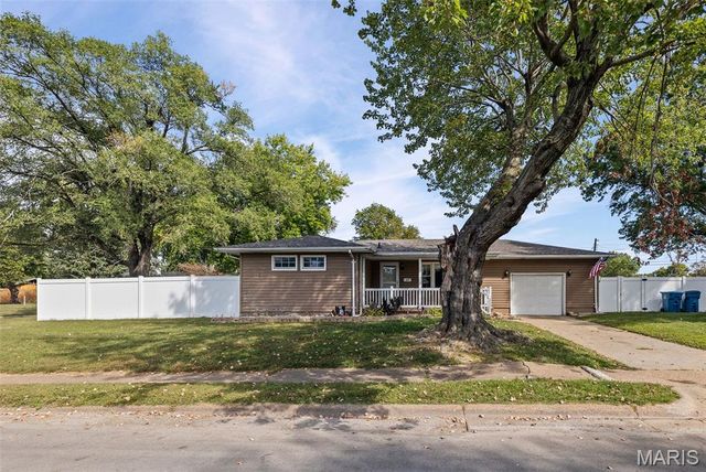 3028 Wayne Avenue, Granite City, IL 62040