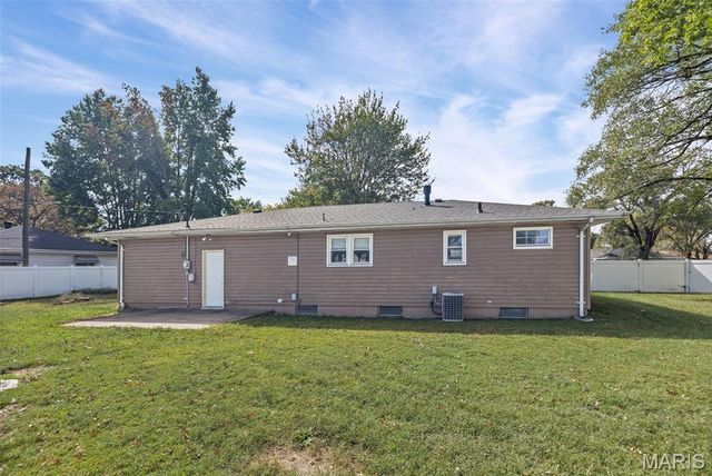 3028 Wayne Avenue, Granite City, IL 62040