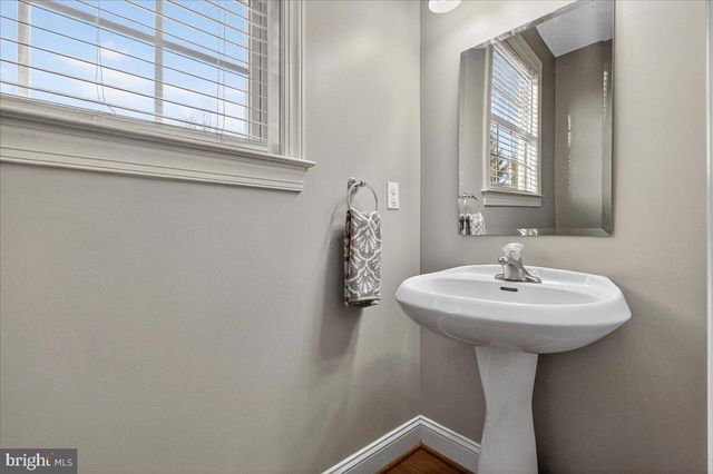 4215 FERGUSON DR, Doylestown, PA 18902