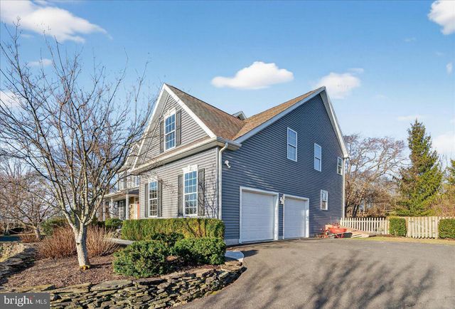 4215 FERGUSON DR, Doylestown, PA 18902