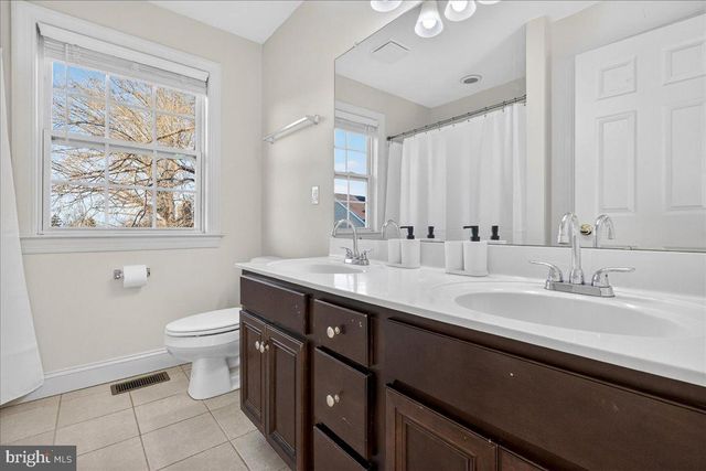 4215 FERGUSON DR, Doylestown, PA 18902