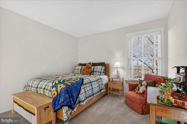 4215 FERGUSON DR, Doylestown, PA 18902