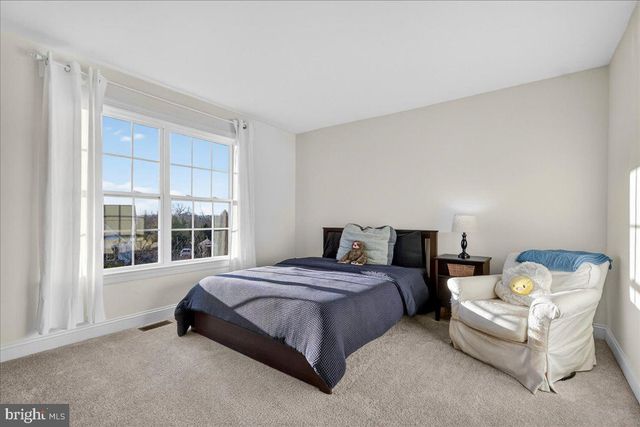 4215 FERGUSON DR, Doylestown, PA 18902