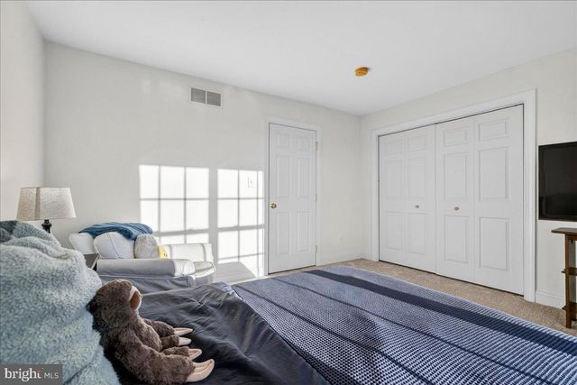 4215 FERGUSON DR, Doylestown, PA 18902