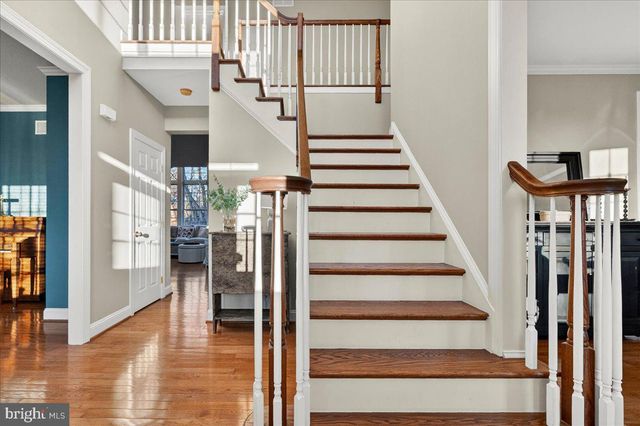 4215 FERGUSON DR, Doylestown, PA 18902