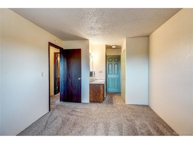 5034 El Camino Dr 36, Colorado Springs, CO 80918