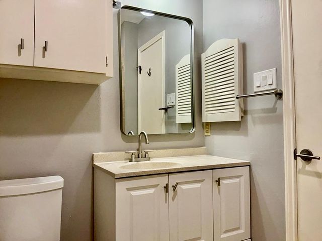 9103 Comburg DR, Austin, TX 78748