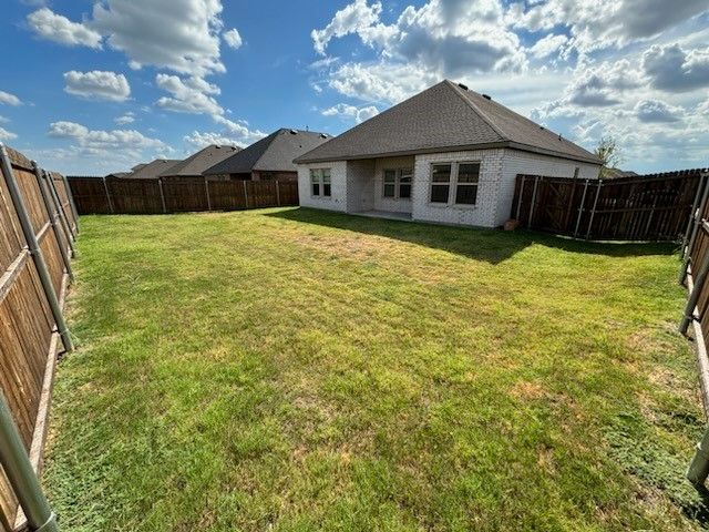 1109 Colonial Bluff Lane, Princeton, TX 75407