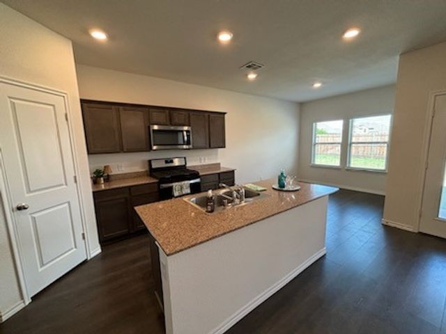 1109 Colonial Bluff Lane, Princeton, TX 75407
