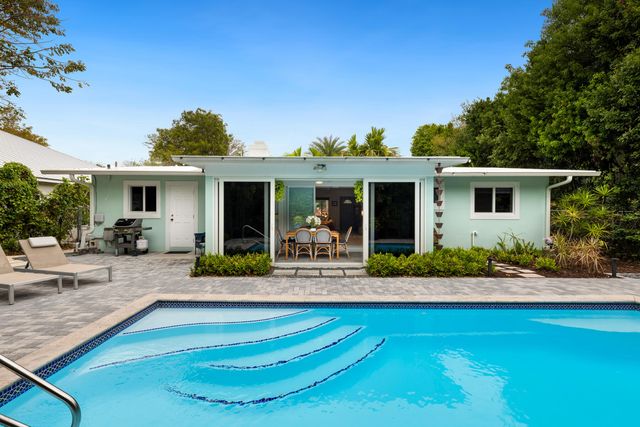 32 Park Road, Upper Matecumbe Key Islamorada, FL 33036