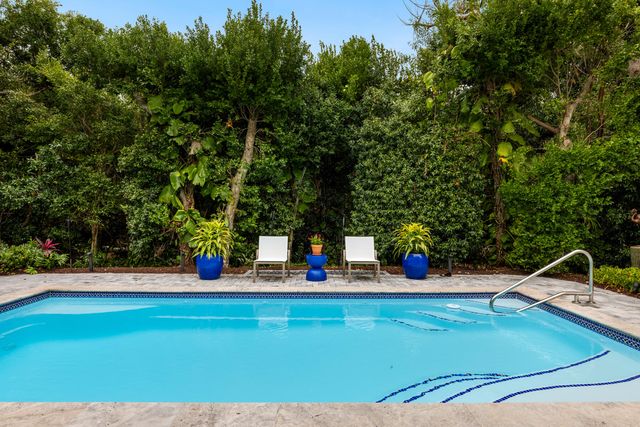 32 Park Road, Upper Matecumbe Key Islamorada, FL 33036