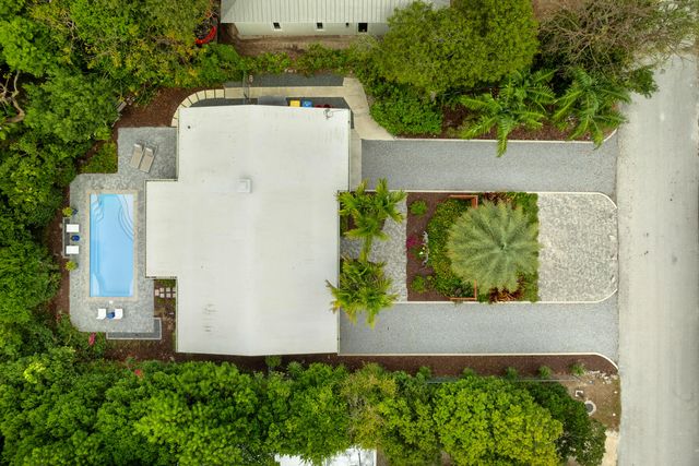 32 Park Road, Upper Matecumbe Key Islamorada, FL 33036